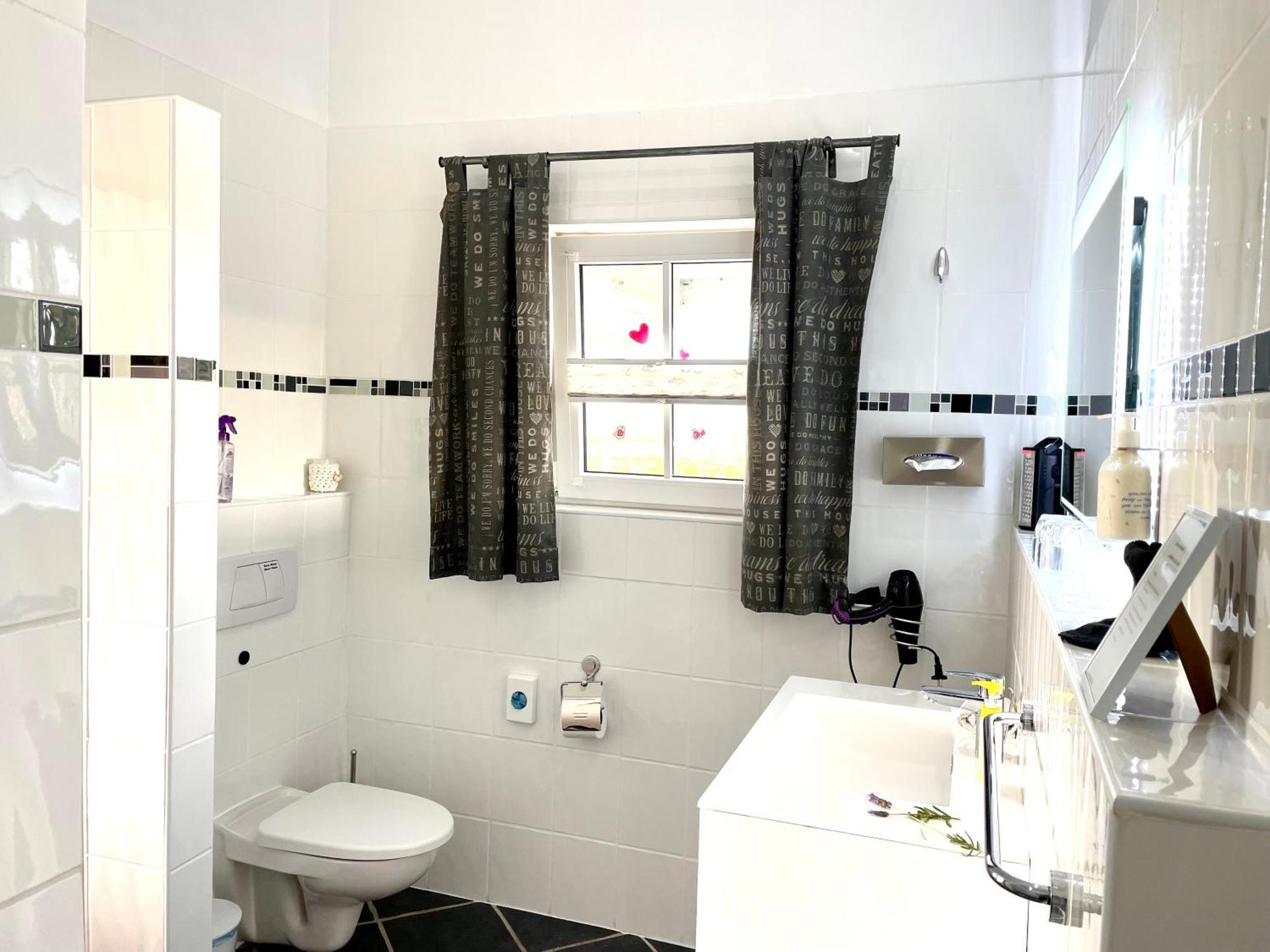 Farr Out Guest House Paternoster Ngoại thất bức ảnh