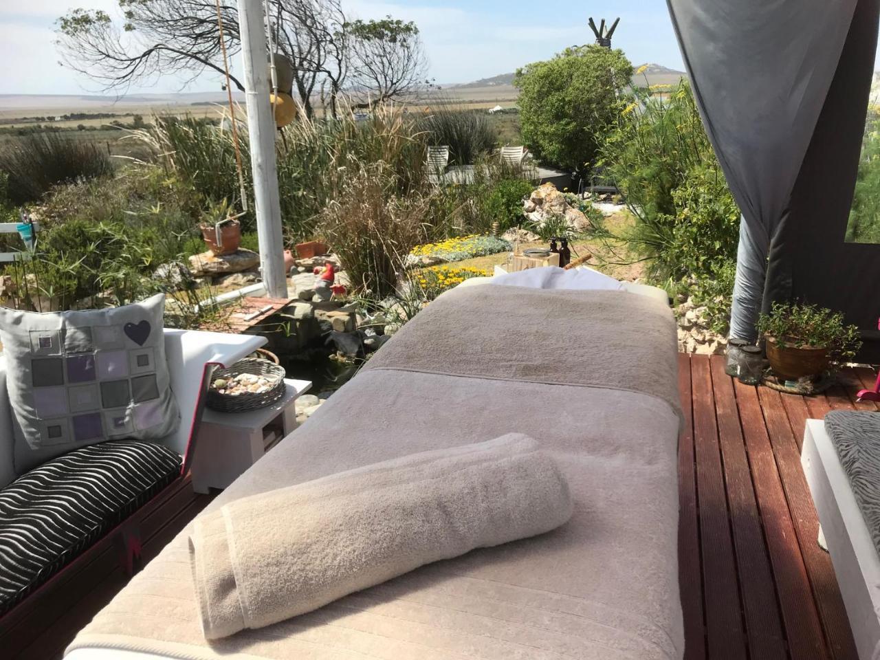Farr Out Guest House Paternoster Ngoại thất bức ảnh